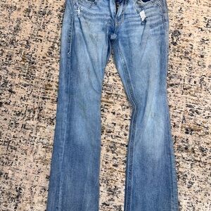 Buckle Men’s Blue Jeans